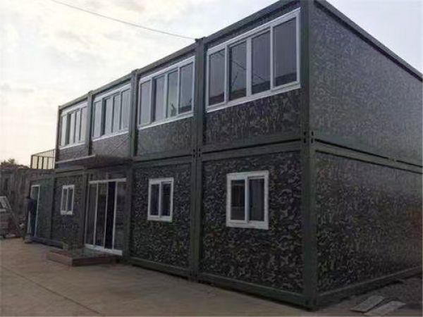 Baling container house